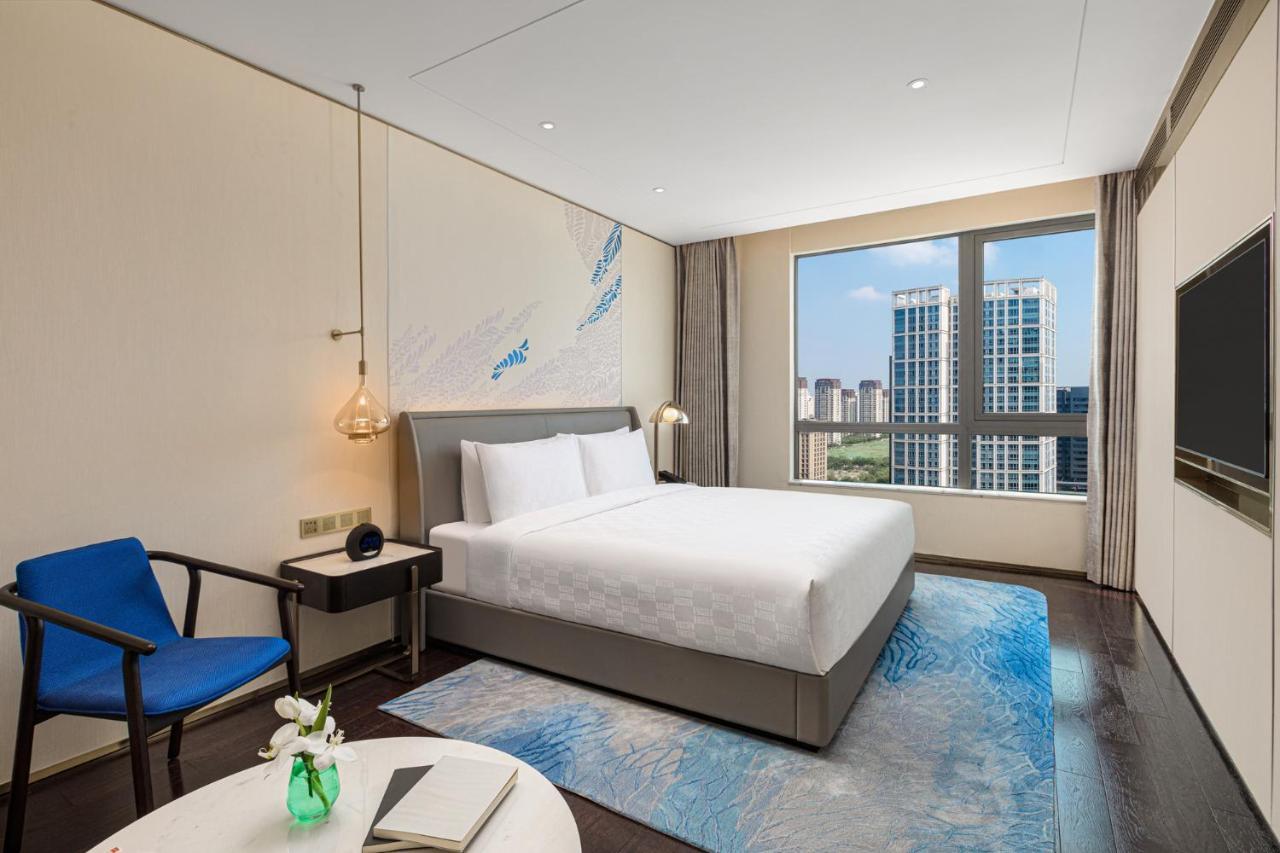 HUALUXE Shanghai Changfeng Park, an IHG Hotel Bagian luar foto