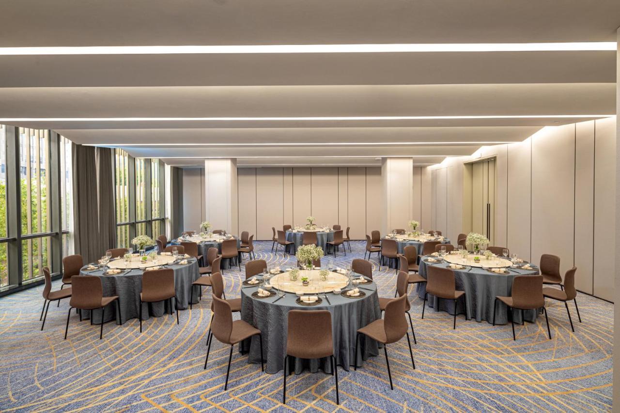 HUALUXE Shanghai Changfeng Park, an IHG Hotel Bagian luar foto