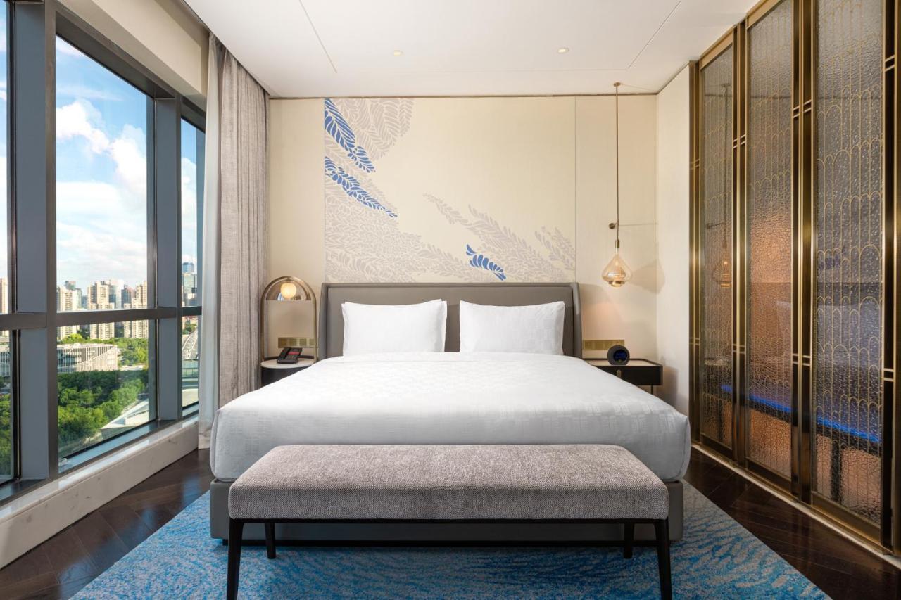 HUALUXE Shanghai Changfeng Park, an IHG Hotel Bagian luar foto