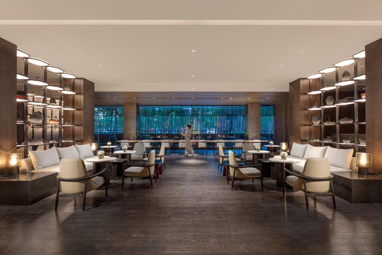 HUALUXE Shanghai Changfeng Park, an IHG Hotel Bagian luar foto