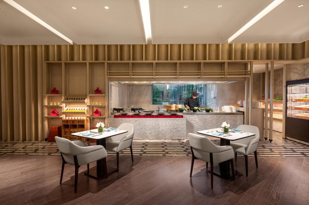 HUALUXE Shanghai Changfeng Park, an IHG Hotel Bagian luar foto