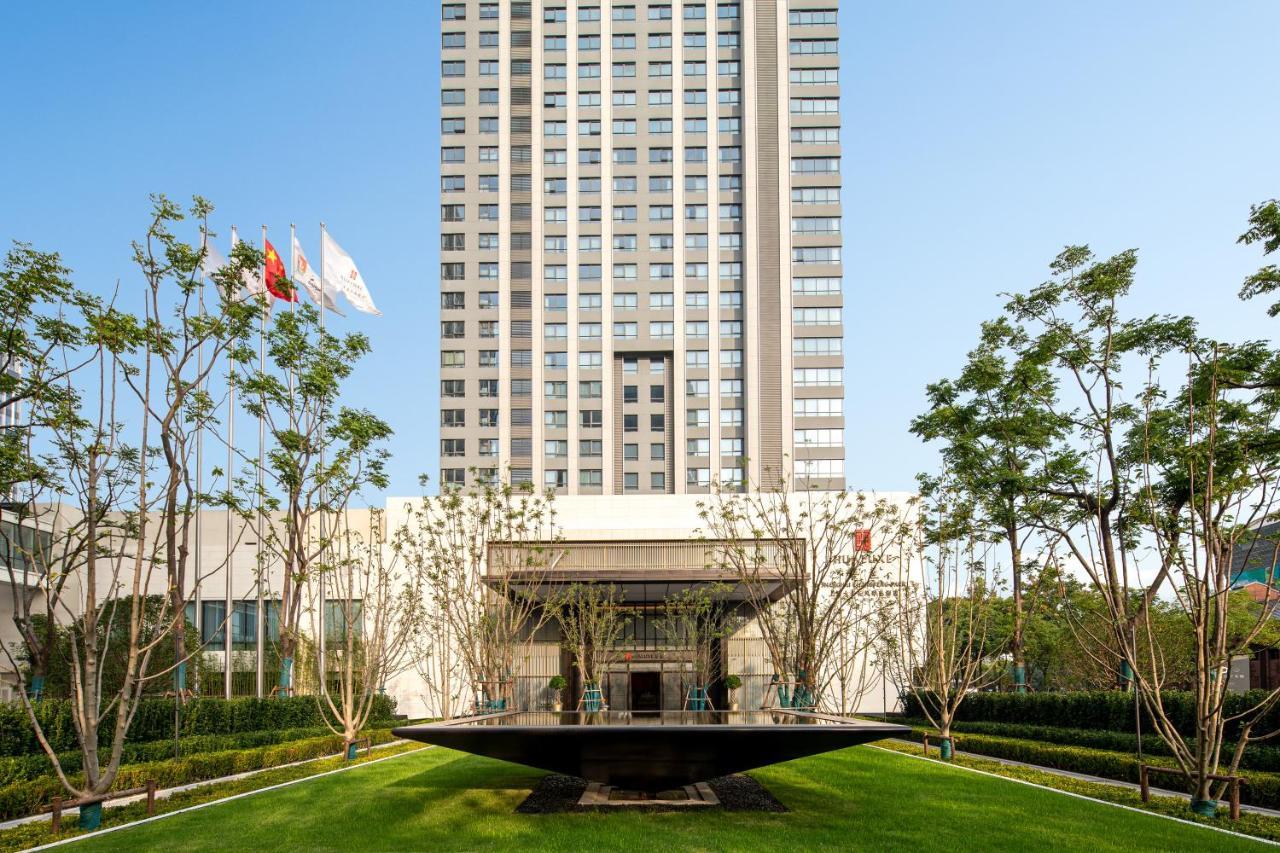HUALUXE Shanghai Changfeng Park, an IHG Hotel Bagian luar foto